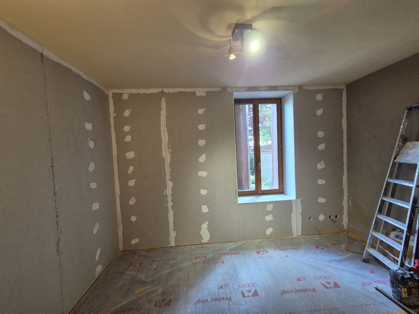 Cloisons à Nancy — Pièce placo BA13 monté fini