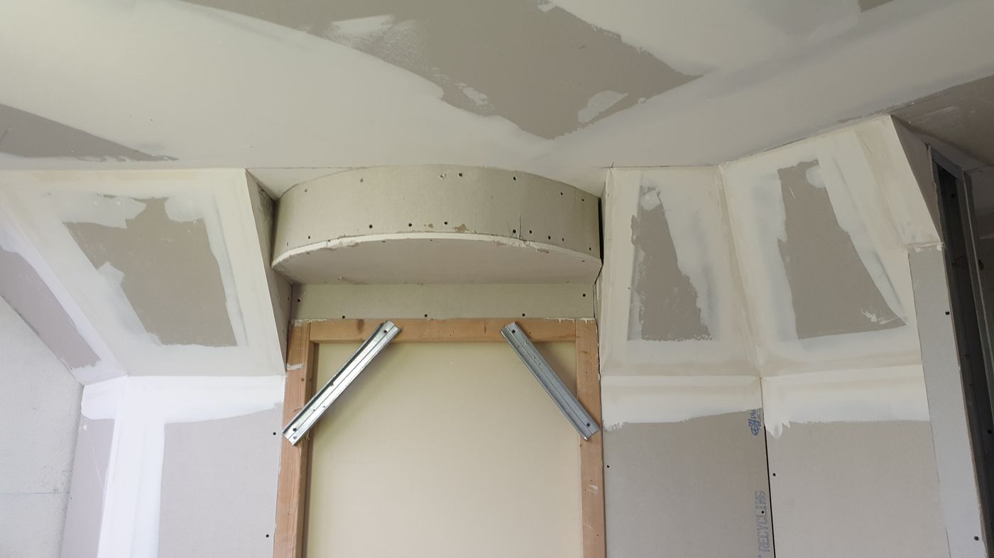 Faux-plafond à Nancy — Retombee courbe vue large