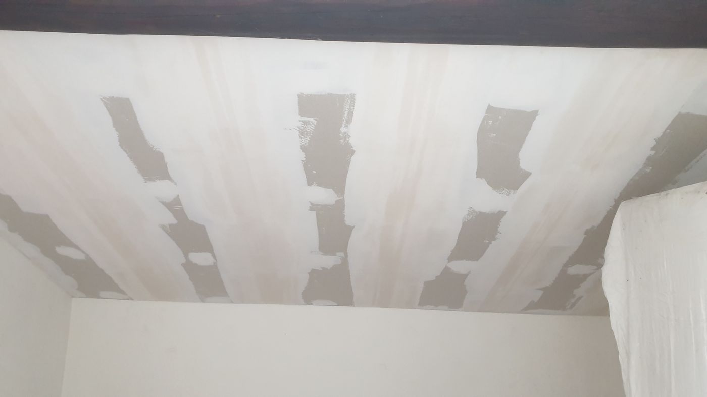 Plâtrerie à Nancy — Plafond rampant enduit bandes joints